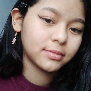 Meet your Posher, Maria petronila